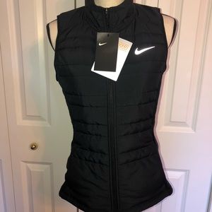 nike women's essential full zip running vest